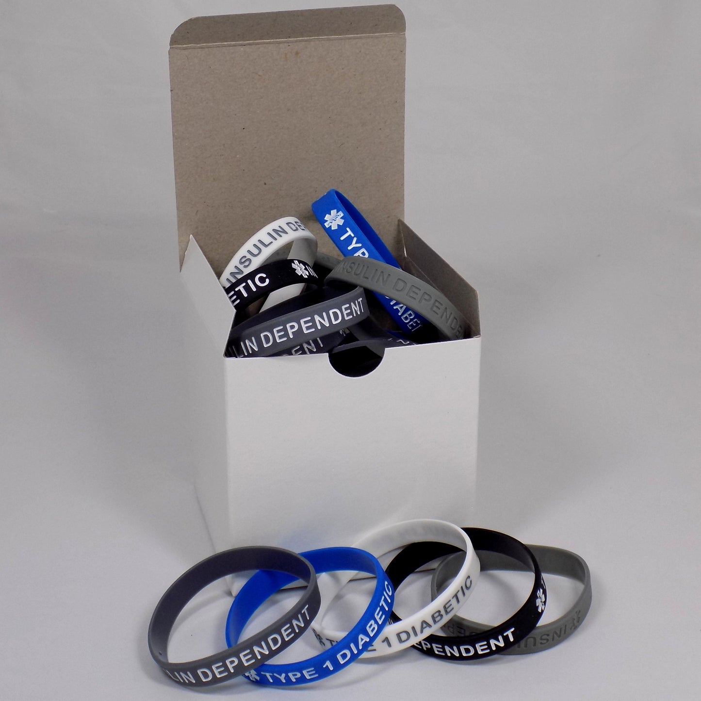 Enhance Patient Safety and Visibility: Type 1 Diabetic Medical Alert Bracelets (25-Pack)